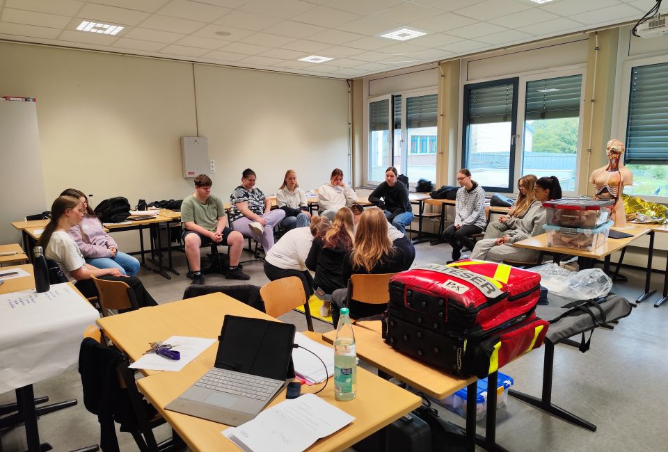Image - SchulsanitÃ¤tsdienst nimmt die Arbeit auf